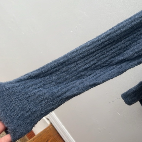 Hollister California Size Medium blue sweater fuzzy super soft button top shirt - Picture 5 of 13